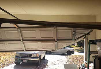 Garage Door Off-Track | Riverdale